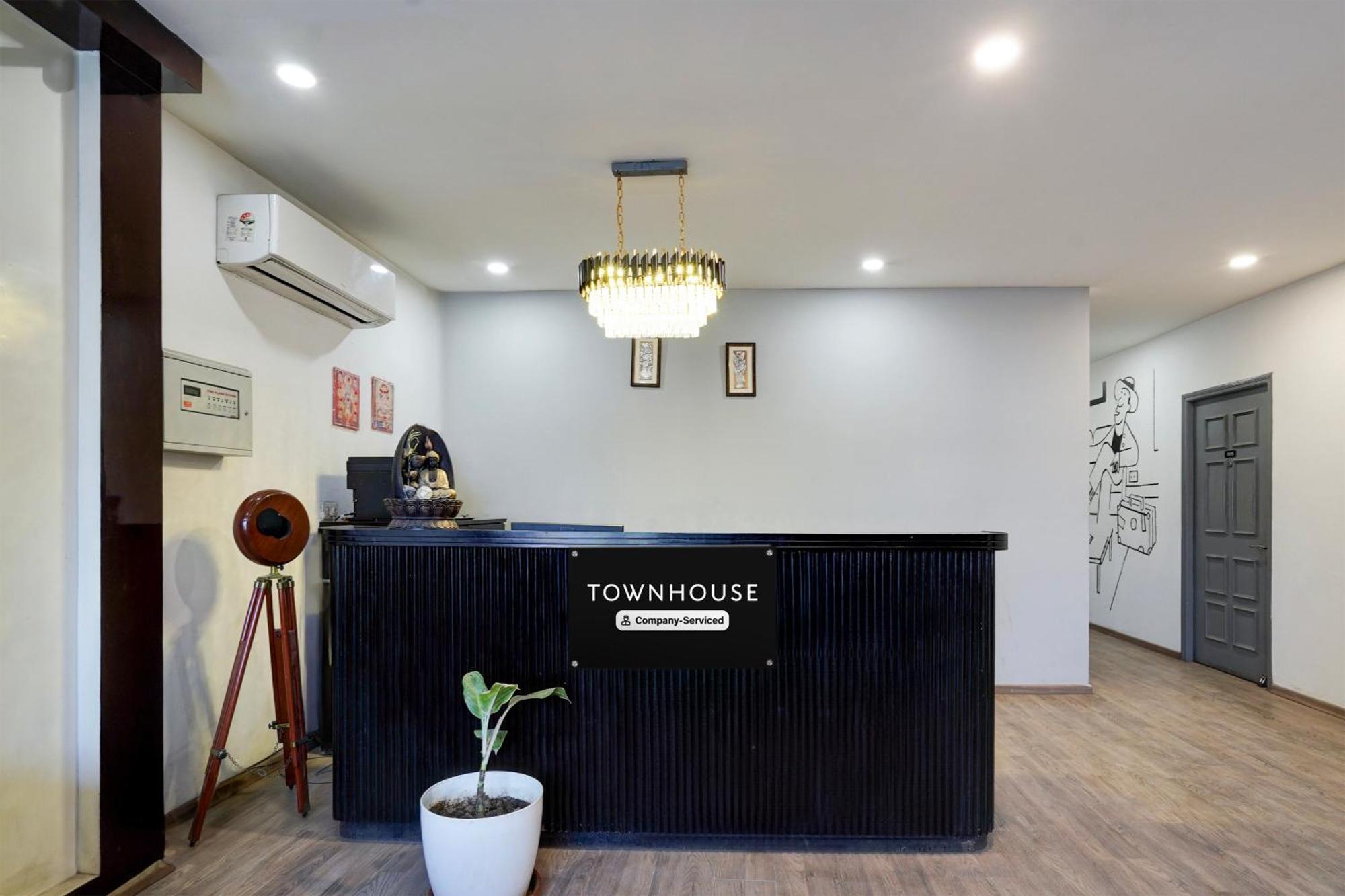 Super Townhouse Gomti Nagar Sector 6 Near Ekana Stadium Lucknow Luaran gambar