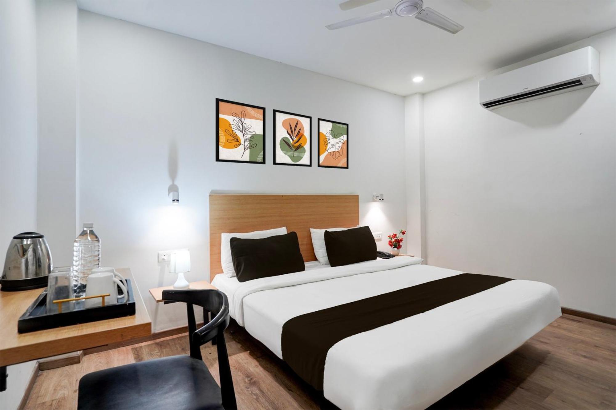 Super Townhouse Gomti Nagar Sector 6 Near Ekana Stadium Lucknow Luaran gambar